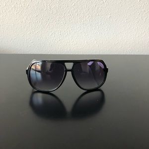 Gucci aviator sunglasses